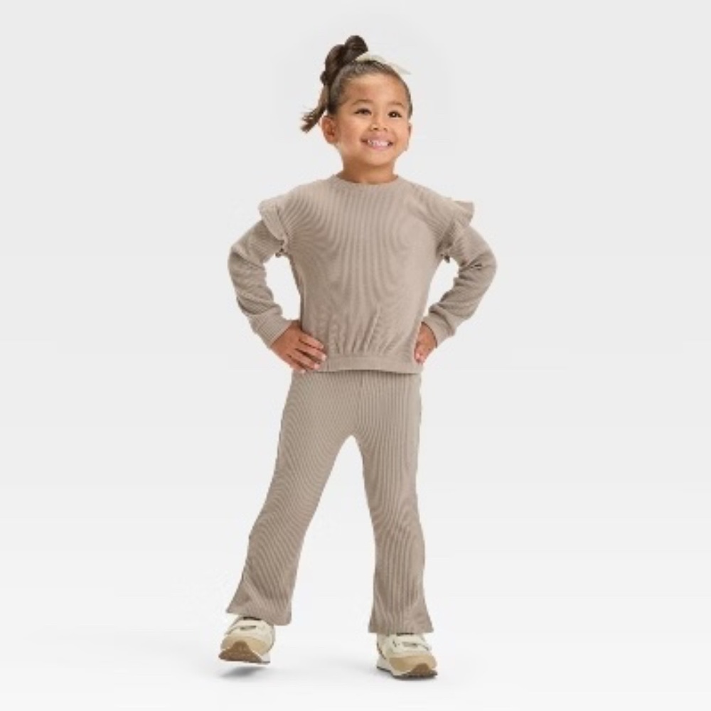 Cat & Jack Toddler Girls' Long Sleeve Cozy Rib Top  & Ribbed Flare Pant Set